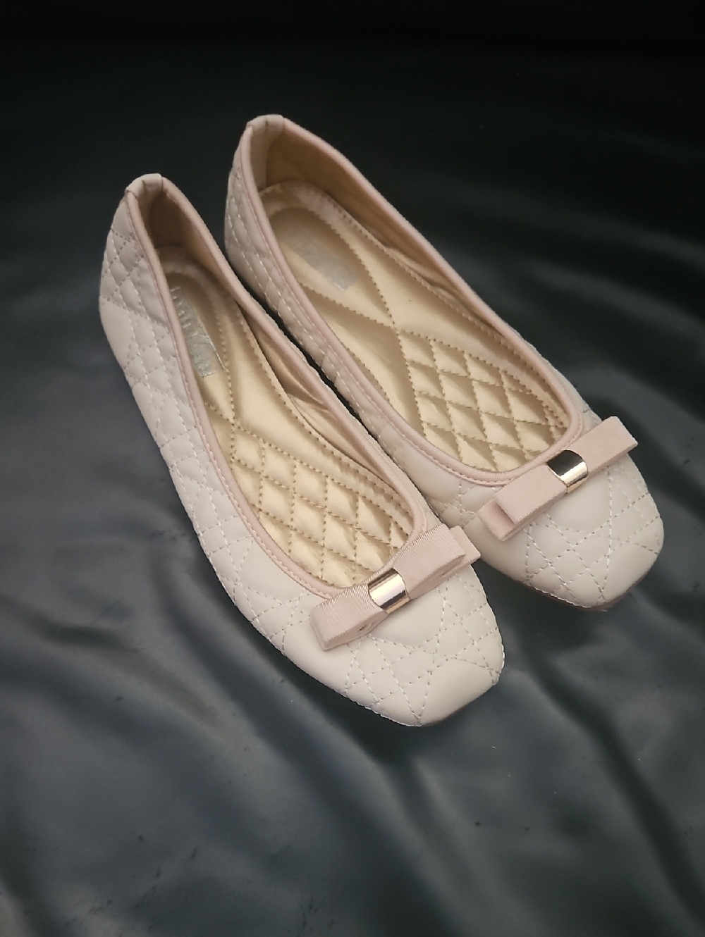 RAD Quilted Bow Ballet Flats - Oat Cream  Sz 6US  Semi Formal Gold Harware